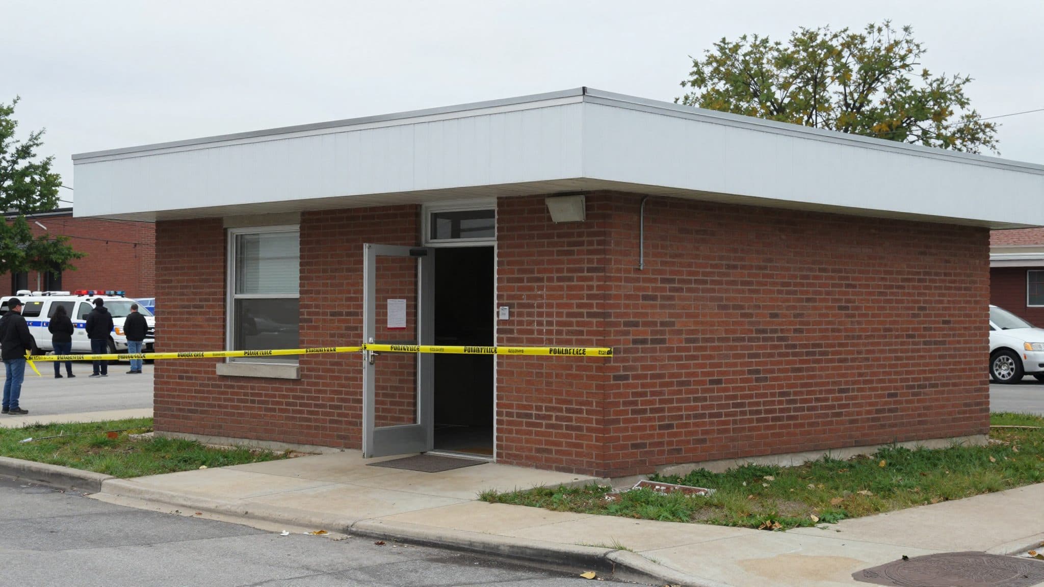 Police discover 57 decomposing bodies at funeral home in Chicago