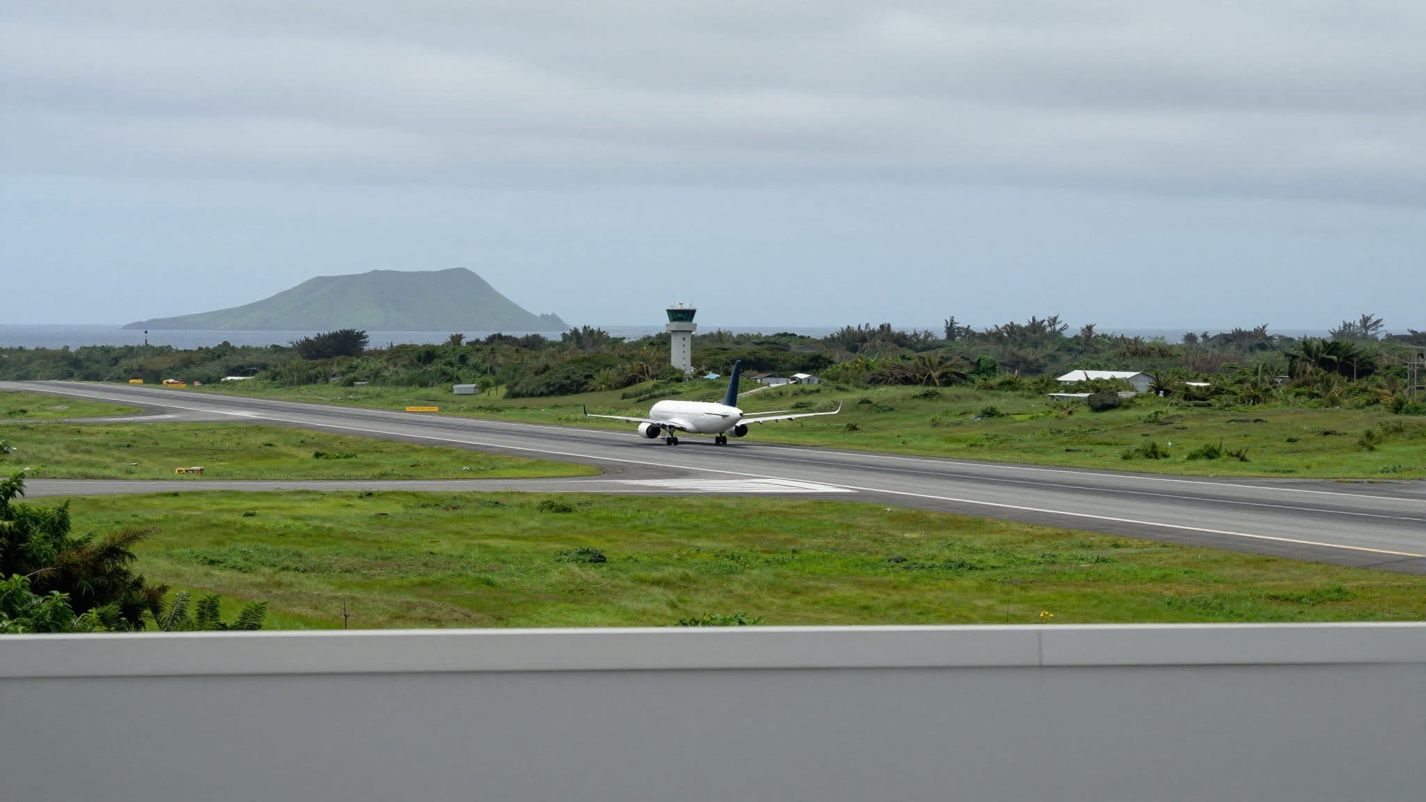 Swiss Flight LX9 from Chicago to Zurich diverts to the Azores