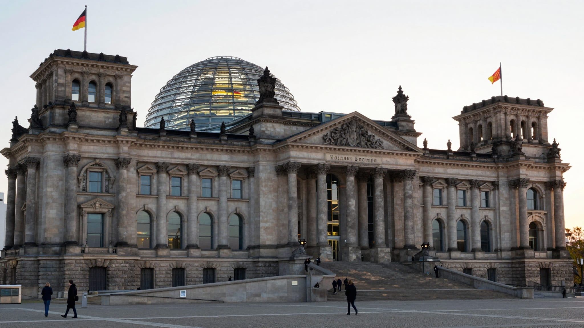Bundestag forgoes automatic salary increase for members this year