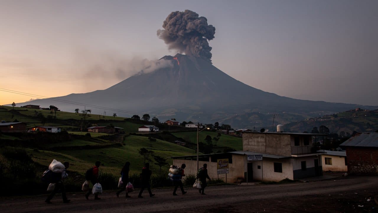 Second-Highest Alert Level Declared in Guatemala After Eruption of Acatenango Volcano
