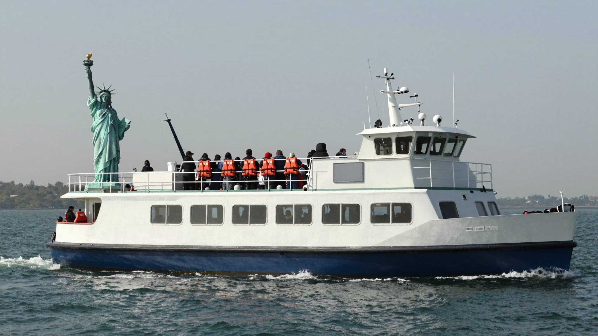 Captain of boat that capsized in New York harbor, killing mother and infant, detained by ICE