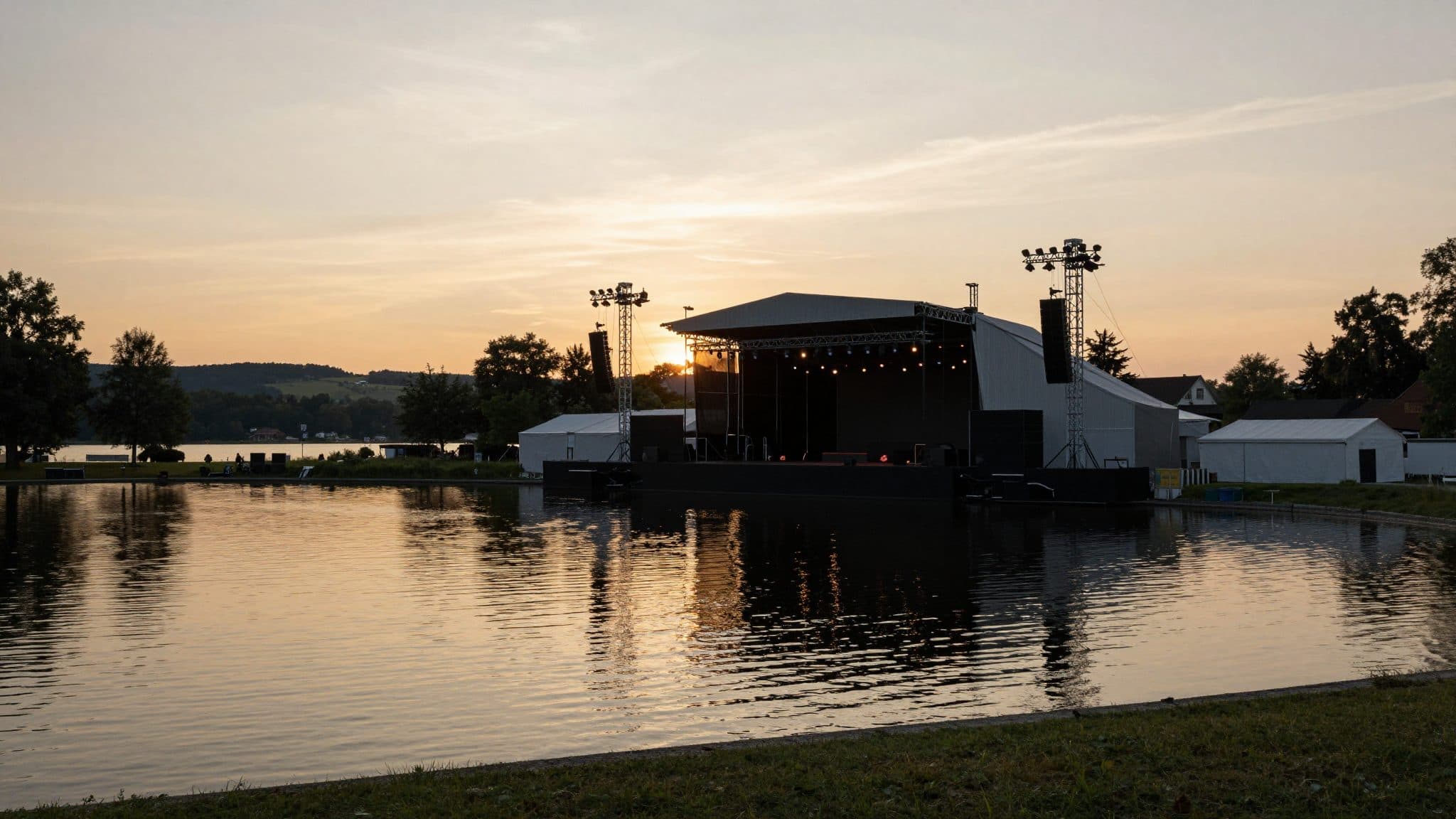 Mörbisch Lake Festival Brings "Mamma Mia!" Back as a New Production in 2027