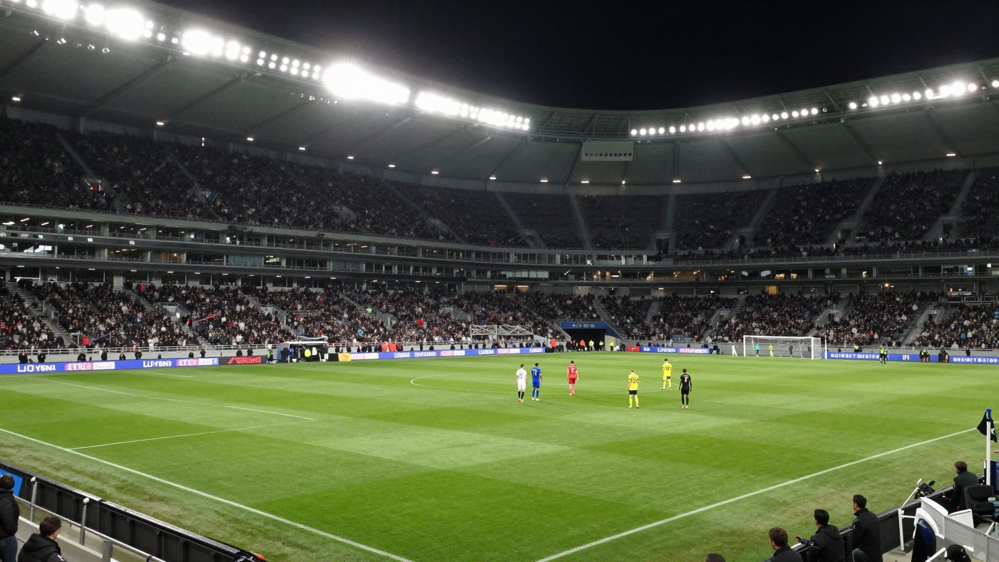 World Cup Round of 16 in Toronto: Portugal Faces Croatia Overnight
