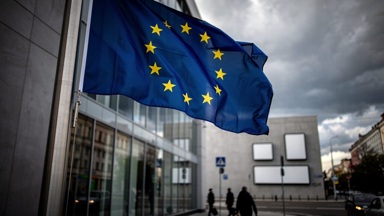 EU Defies Russian Threats as Deadly Strikes Hit Kyiv and Odesa
