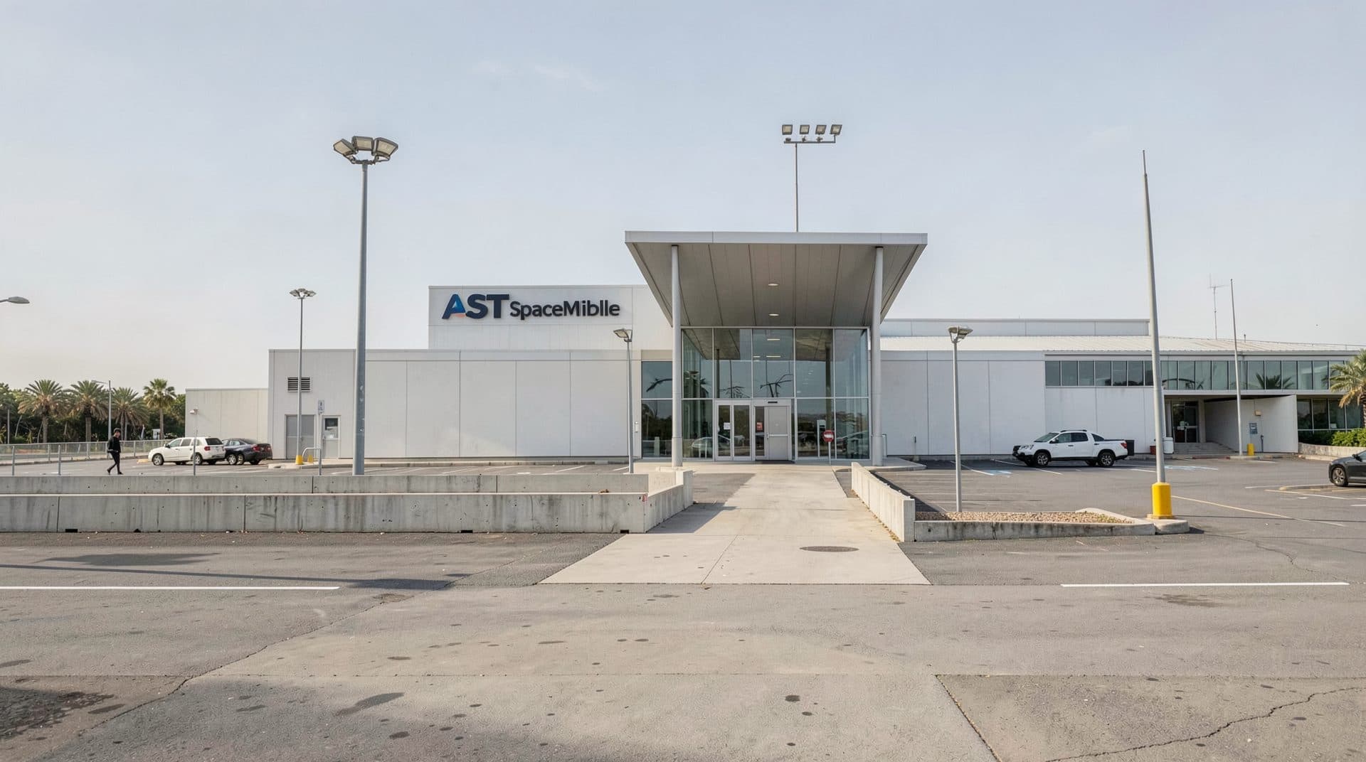 AST SpaceMobile Shares Drop After Satellite Placed in Wrong Orbit by Blue Origin