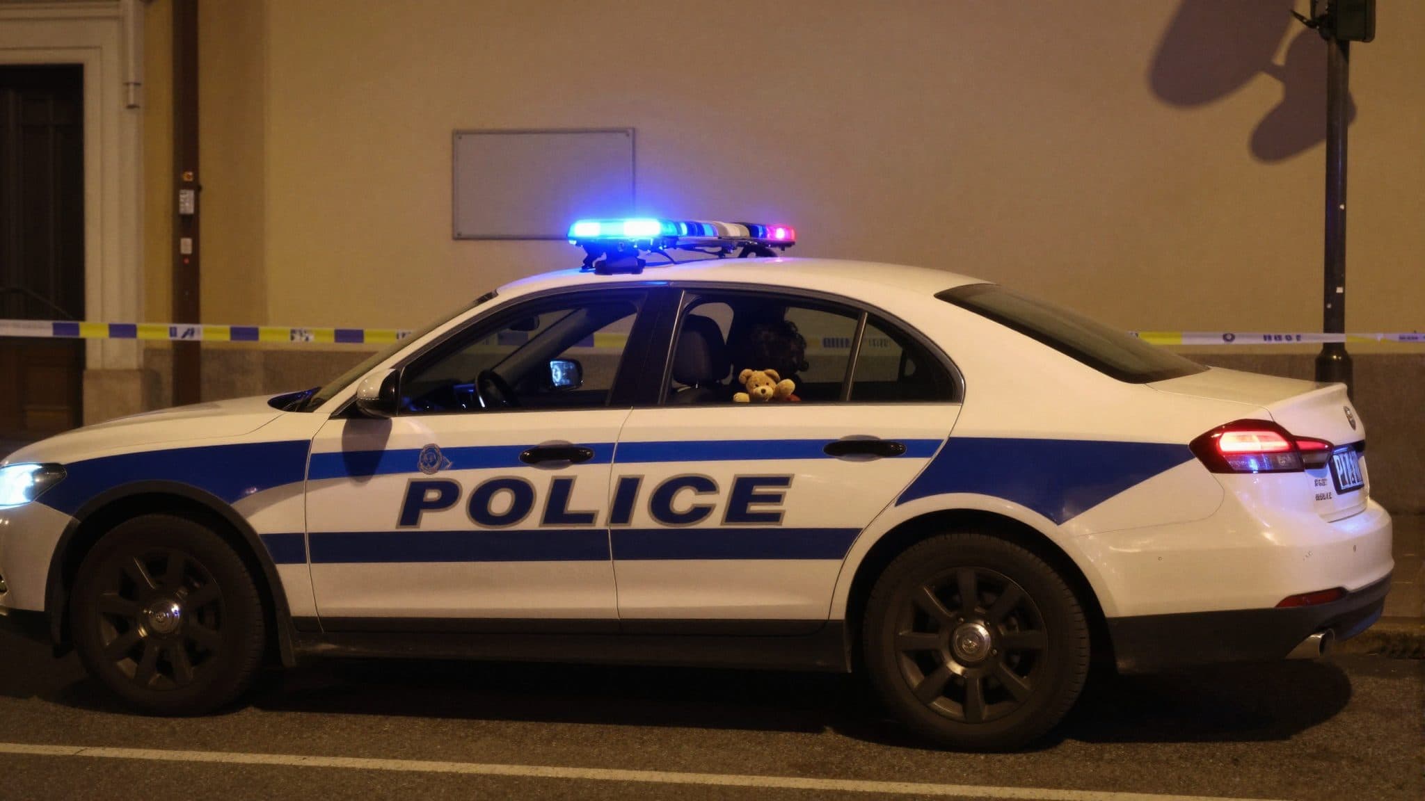 Police stop drug-impaired driver with two children in the car in Graz