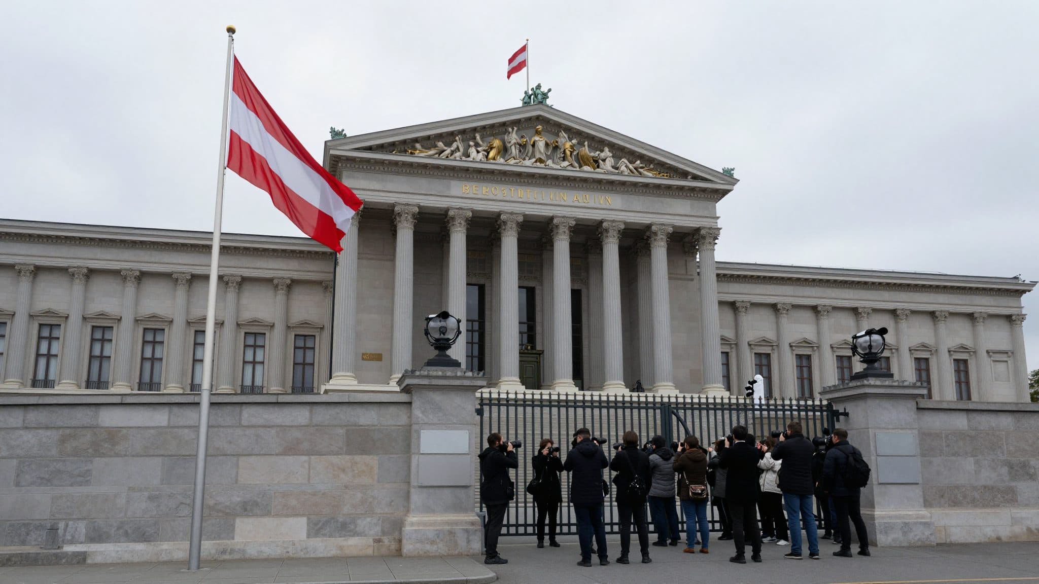 Kickl announces constitutional law on "remigration" and sparks sharp criticism