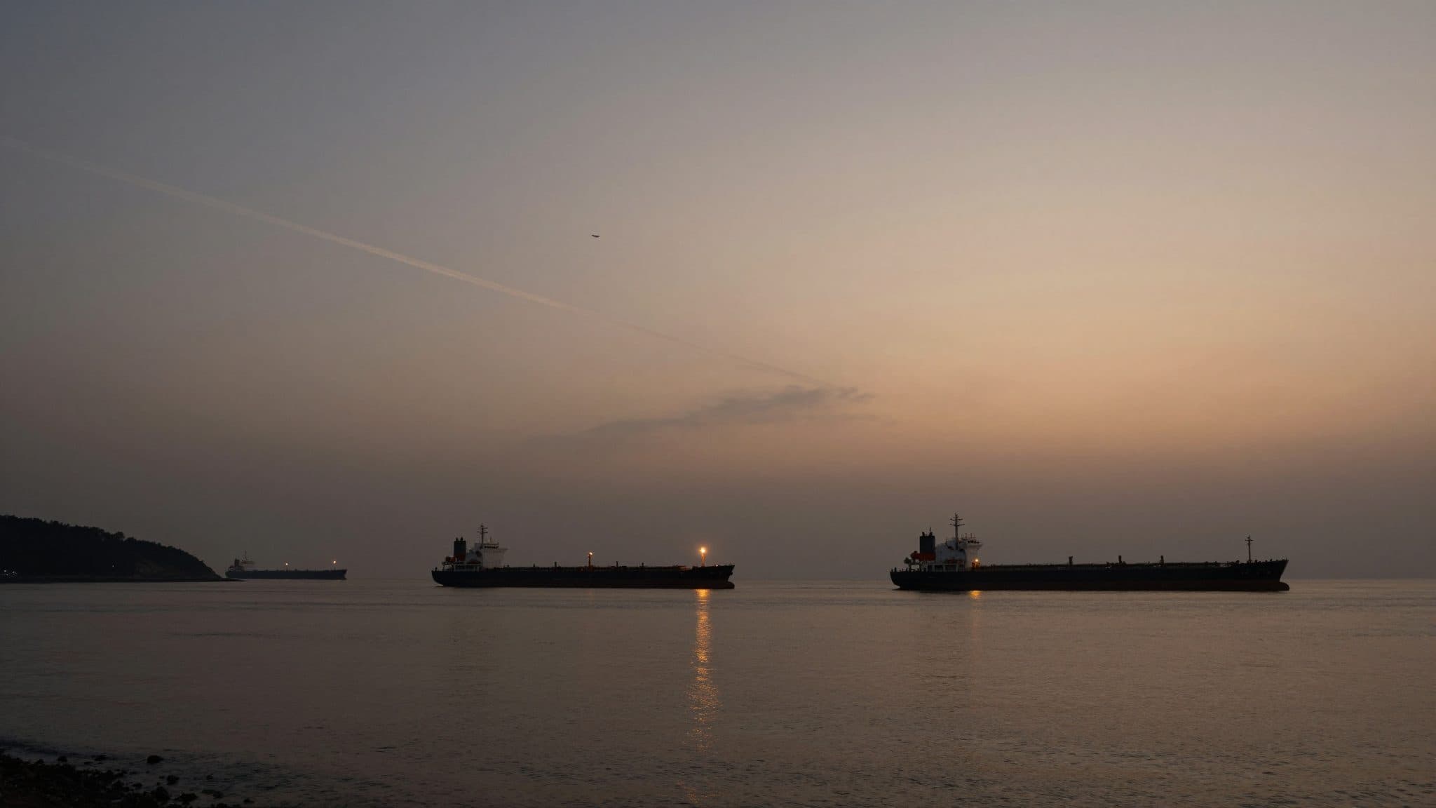 Oil Price Above $90: Escalation in the Strait of Hormuz