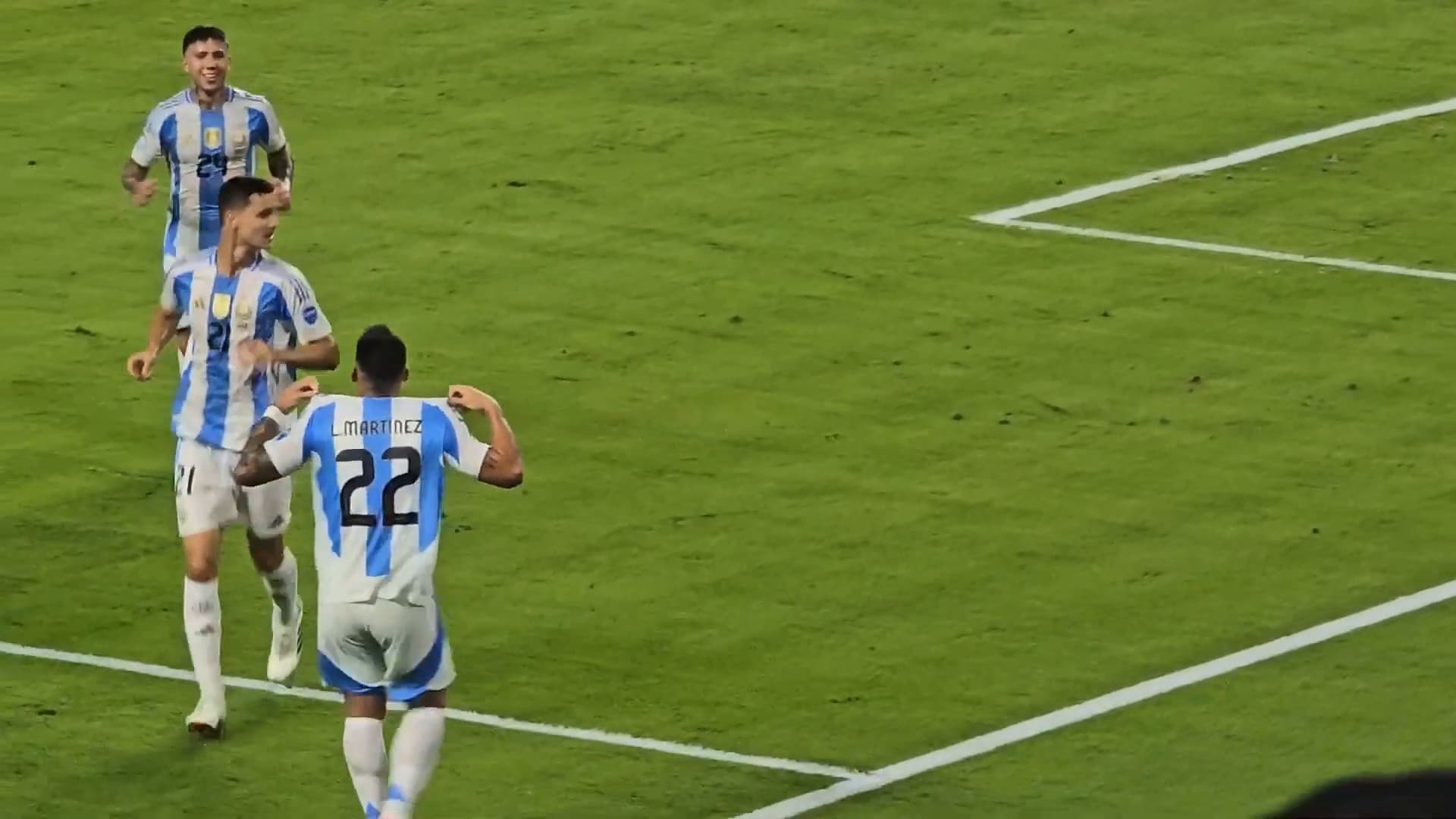 Argentina 2-0 Perú - Copa América 2024 - Lautaro, Carboni y Enzo