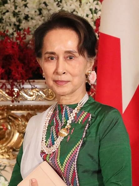 Aung San Suu Kyi at the Enthronement of Naruhito (1)